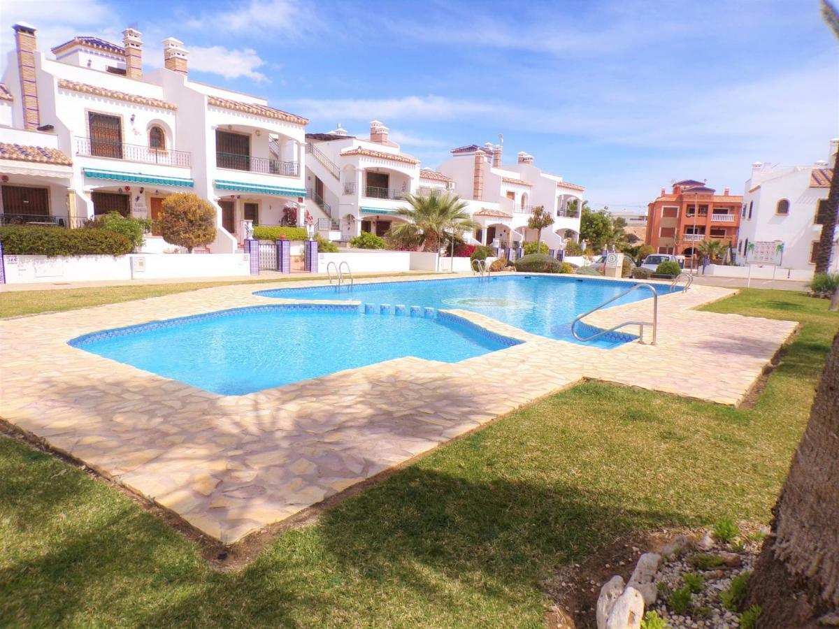Villamartin Violetas Holiday Home Εξωτερικό φωτογραφία